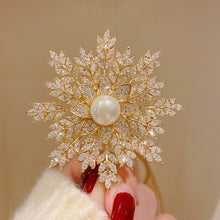 Load image into Gallery viewer, Snowflake Crystal Brooch
