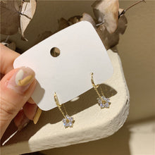 Load image into Gallery viewer, Petite Flower Tassel Earrings
