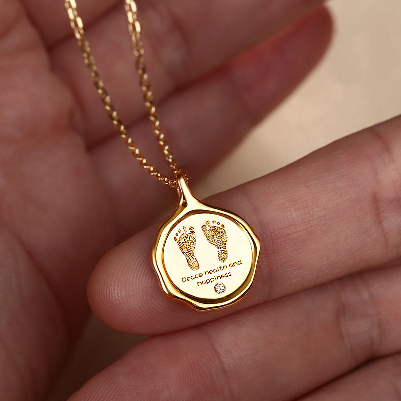 Custom Light Luxury Footprint Necklace