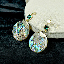 Load image into Gallery viewer, Vintage Abalone Shell Earrings
