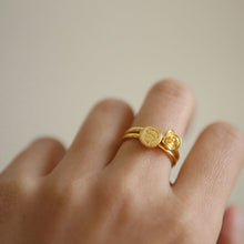 Load image into Gallery viewer, The Little Prince &amp; Rose Flower Ring
