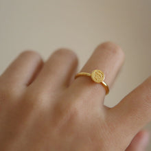 Load image into Gallery viewer, The Little Prince &amp; Rose Flower Ring
