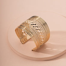 Load image into Gallery viewer, Metal Open Bracelet
