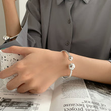 Load image into Gallery viewer, Solid Double Ball Bracelet

