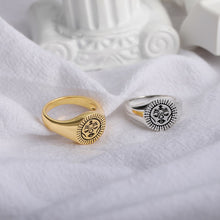 Load image into Gallery viewer, Sun Face Couple Ring
