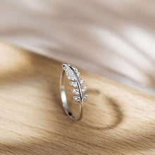 Load image into Gallery viewer, Cute Elegant Feather Adjustable Ring
